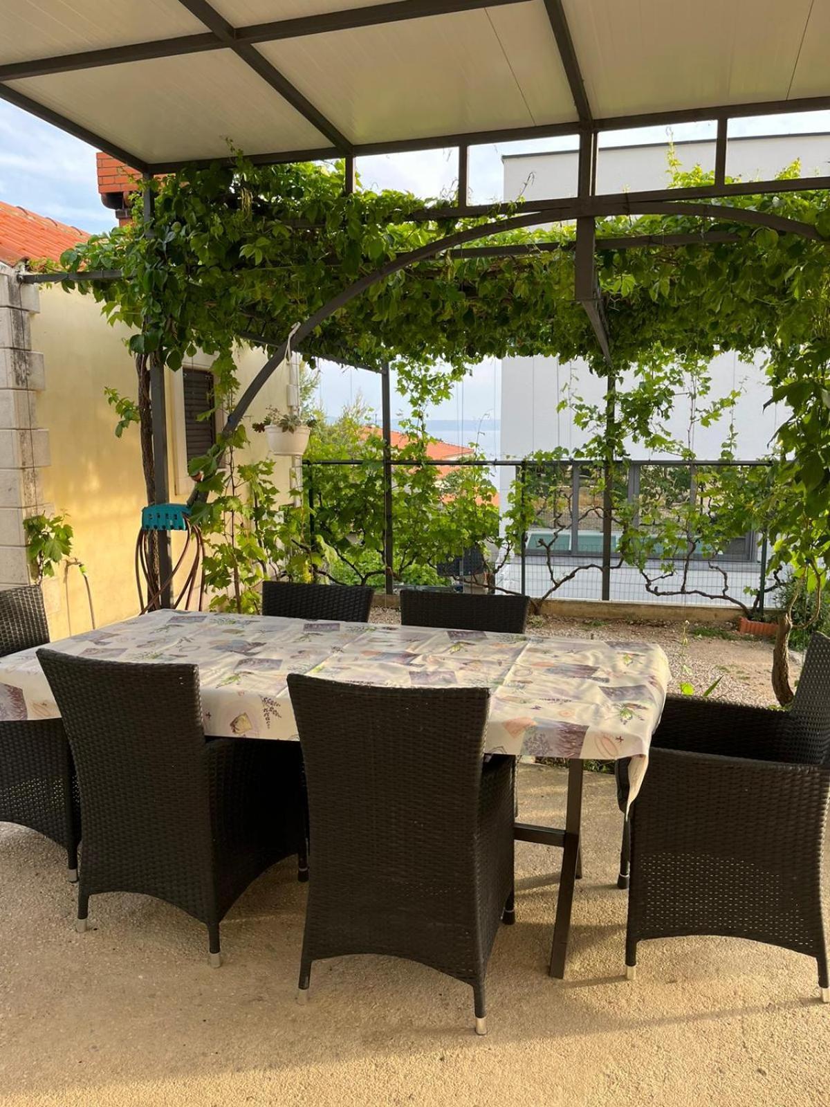 Anticato Lägenhet Makarska